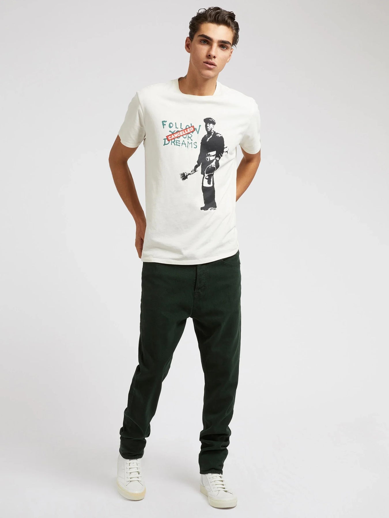 GUESS x BRANDALISED GRAFFITI BY BANKSY SS CANCELLED DREAMS TEE